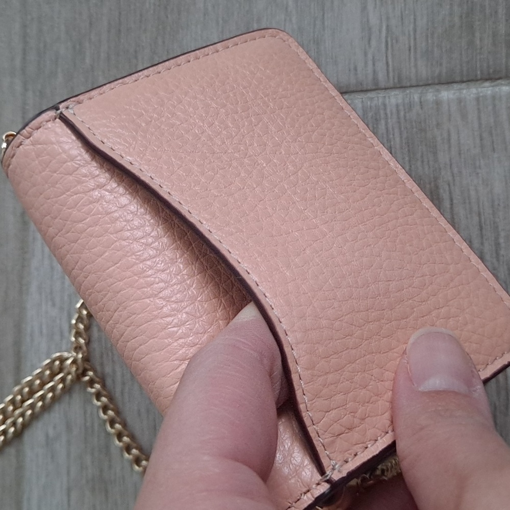 Coach pink wallet on chain - Picture 4 of 16